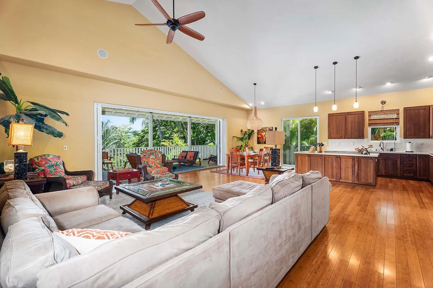 Kahle Ohana Kailua-Kona 0*,
